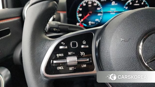 Mercedes-Benz A-Class W177 id 4625304 из Кореи 7