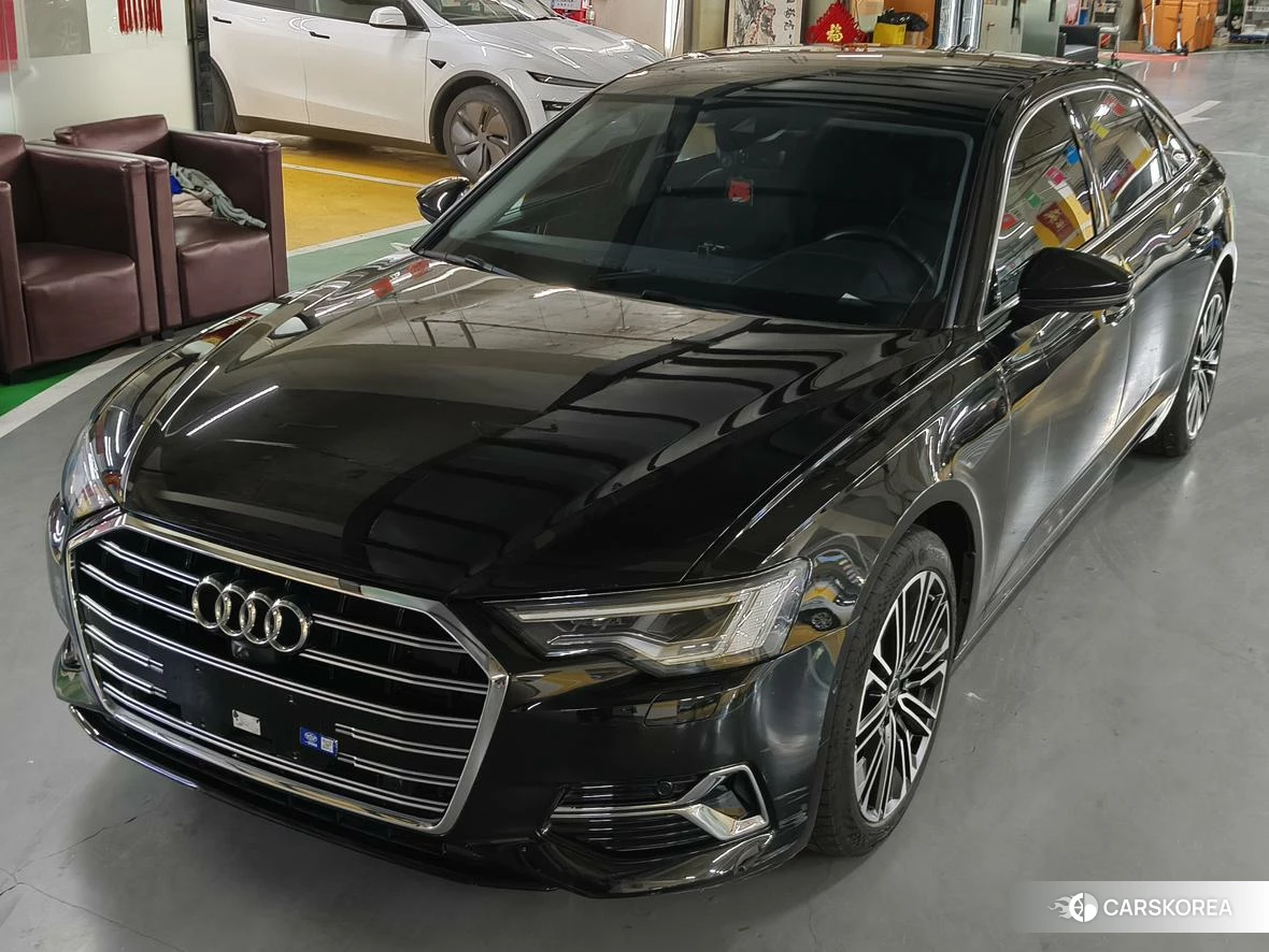 Audi A6L id 4441314 из Китая 7