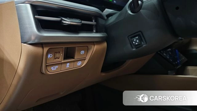 Hyundai Grandeur Hybrid (GN7) id 4427652 из Кореи 7