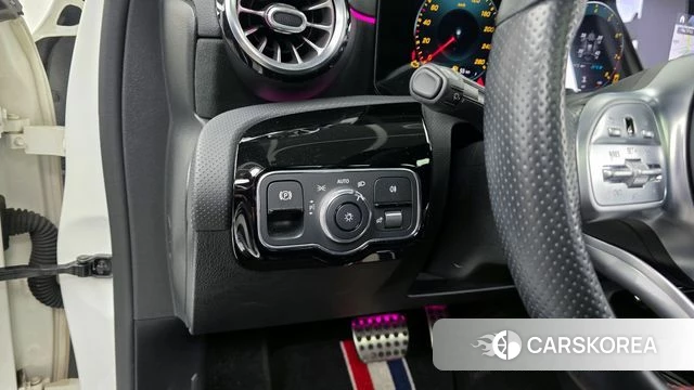 Mercedes-Benz A-Class W177 id 3827945 из Кореи 7