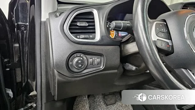 Jeep Renegade id 3661755 из Кореи 7