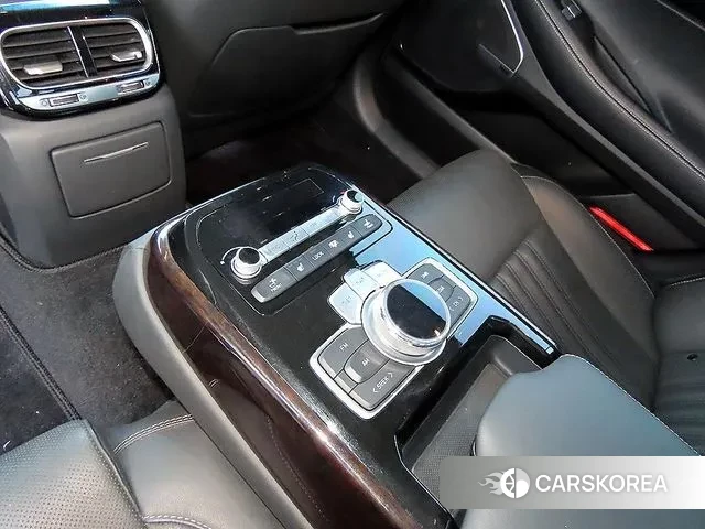 Genesis G90 id 3687463 из Кореи 7