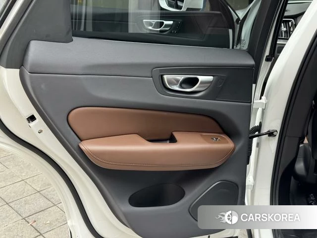 Volvo XC60 id 4253270 из Китая 7