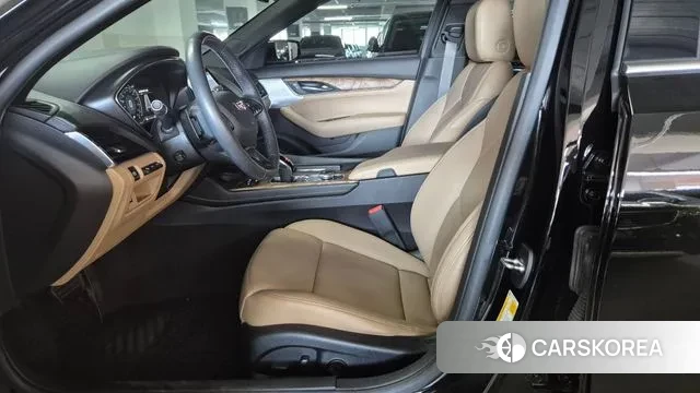 Cadillac CT5 id 3370918 из Кореи 7