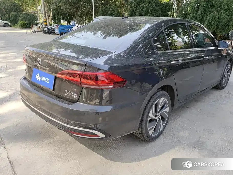 Volkswagen Bora id 4559786 из Китая 7