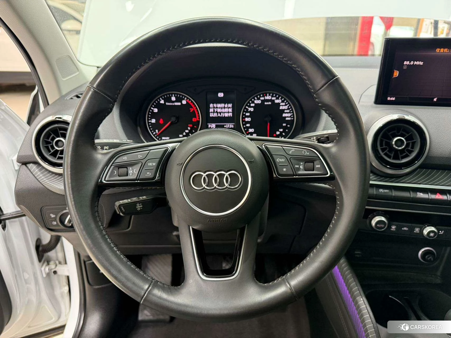 Audi Q2L id 4407283 из Китая 7