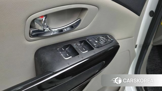 Kia The New Carnival id 4722603 из Кореи 7