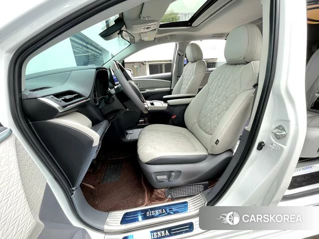 Toyota Saina id 4260180 из Китая 7