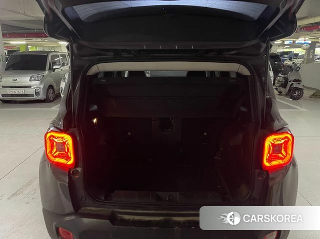 Jeep Renegade id 4362386 из Кореи 7