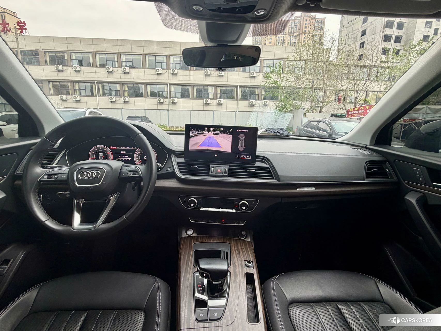 Audi Q5L id 4514851 из Китая 7
