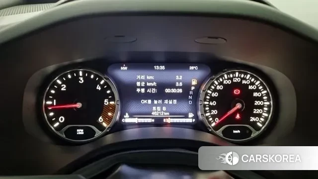 Jeep Renegade id 3055095 из Кореи 7