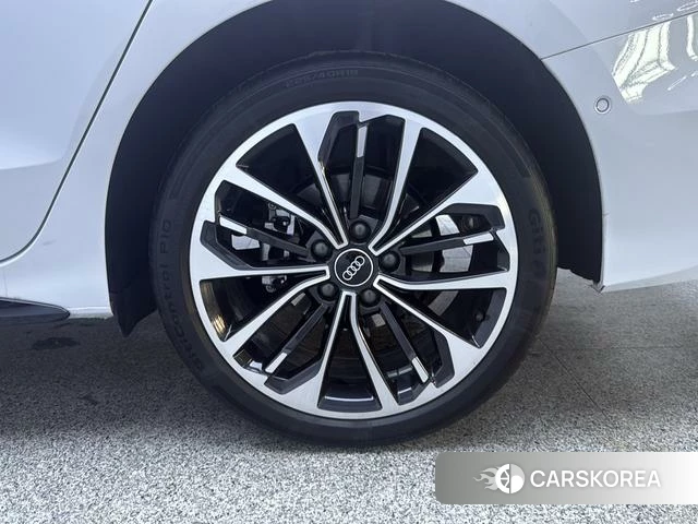 Audi A3 id 4242102 из Китая 7