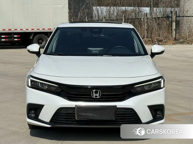 Honda Civic id 4213561 из Китая 7