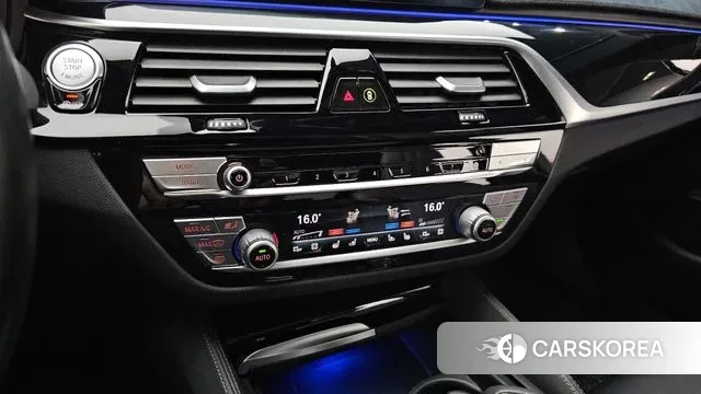 BMW 5 Series (G30) id 3598307 из Кореи 7