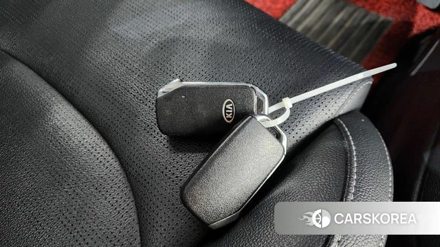 Kia Come New K3 id 4225582 из Кореи 7