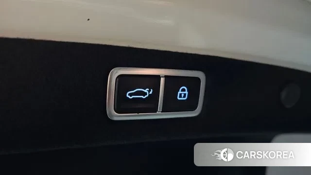 Hyundai Grandeur (GN7) id 3393945 из Кореи 7