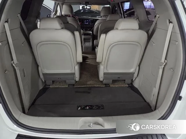 Kia The New Carnival id 3676943 из Кореи 7