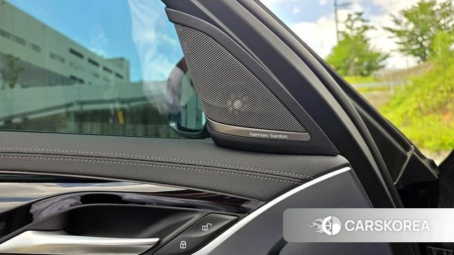 BMW 5 Series (G30) id 4601295 из Кореи 7