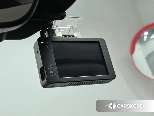 Kia Di Ol Nu Niro id 4872046 из Кореи 7