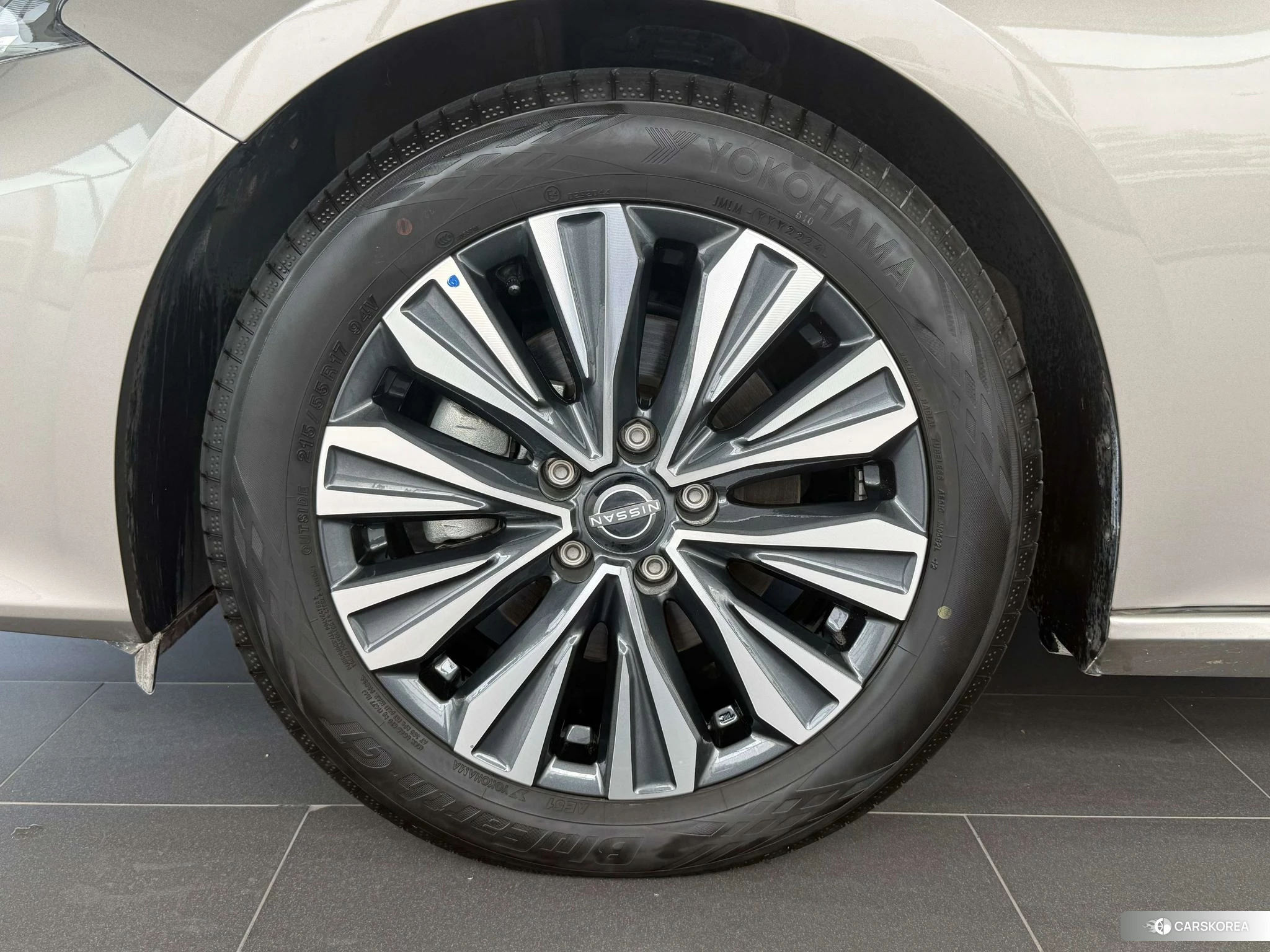Nissan Teana id 4498751 из Китая 7