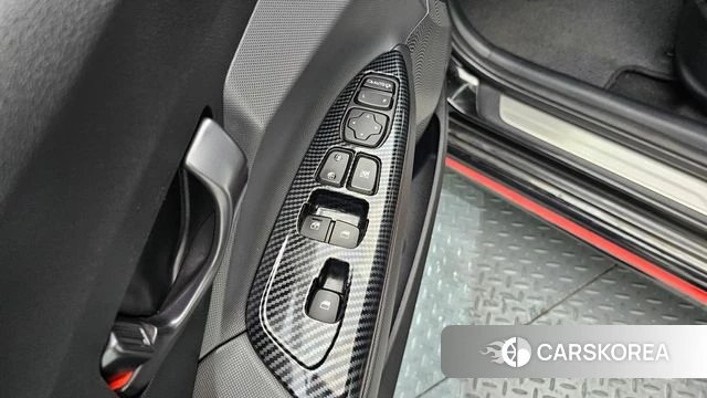 Hyundai Veloster (JS) id 4587231 из Кореи 7