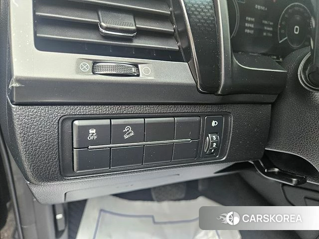 Ssangyong The New Rexton Sports Cannes id 3865503 из Кореи 7