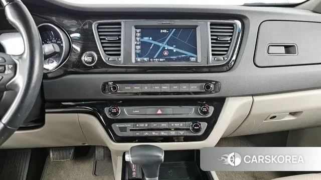 Kia The New Carnival id 3713945 из Кореи 7