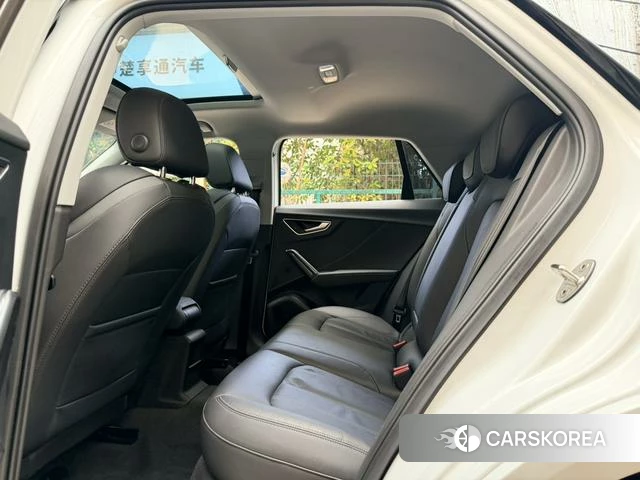 Audi Q2L id 4278675 из Китая 7