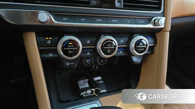 Genesis The New G70 id 4360817 из Кореи 7