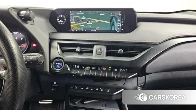 Lexus UX250h id 3053812 из Кореи 7