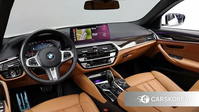 BMW 5 Series (G30) id 3422162 из Кореи 7