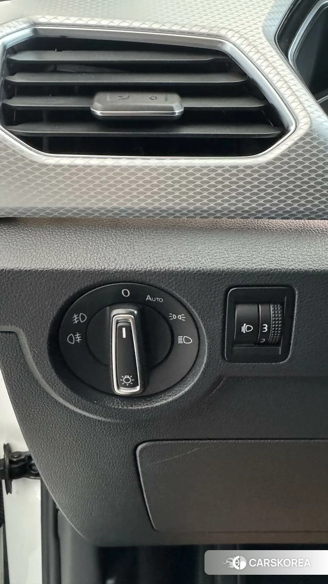Volkswagen Exploring the shadow id 4265691 из Китая 7