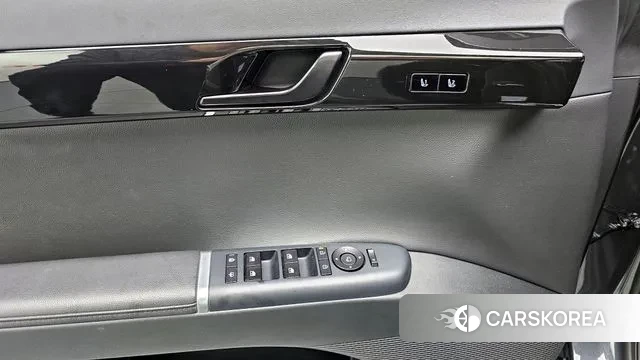 Hyundai Grandeur Hybrid (GN7) id 3447467 из Кореи 7