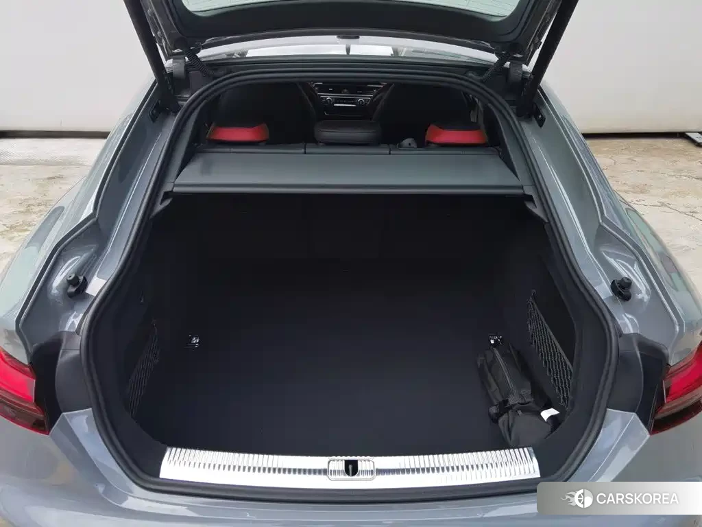 Audi RS 5 id 4674284 из Китая 8