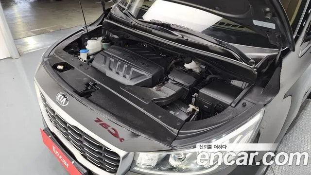 Kia The New Carnival id 2660453 из Кореи 7