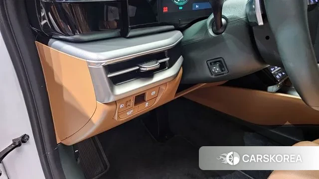 Hyundai Grandeur (GN7) id 3614924 из Кореи 7