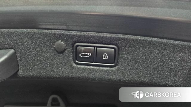 Hyundai The New Grandeur IG id 4356446 из Кореи 7