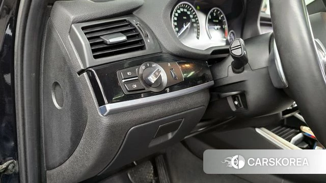 BMW X4 (F26) id 3867521 из Кореи 7