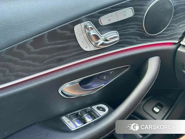 Mercedes-Benz E-Class W213 id 4600115 из Кореи 7