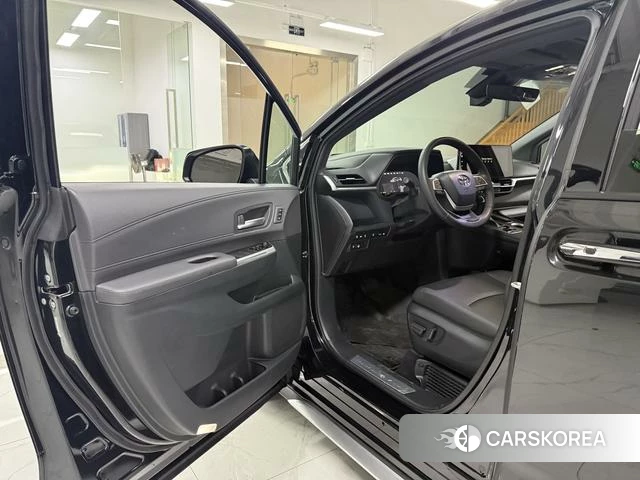 Toyota Grevia id 4263701 из Китая 7