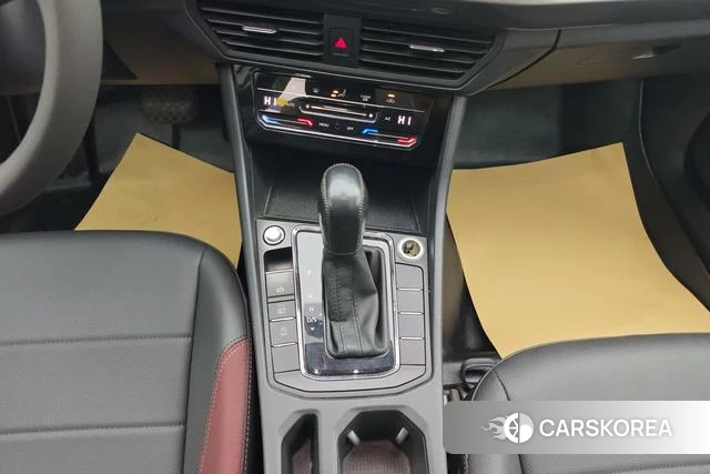 Volkswagen Bora id 4212408 из Китая 7
