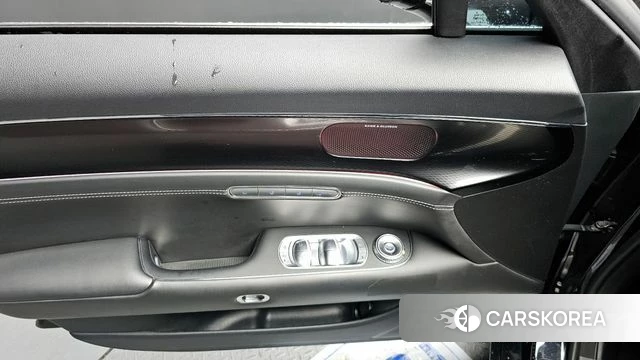 Genesis G90 (RS4) id 3806232 из Кореи 7