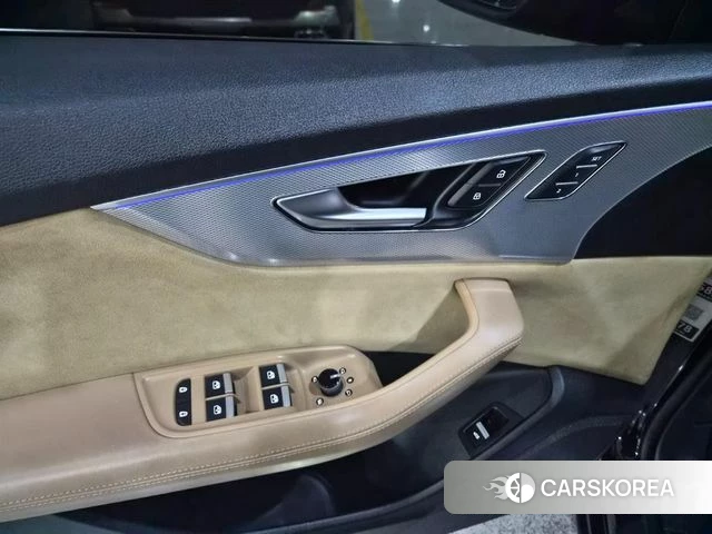 Audi Q8 (4M) id 3827649 из Кореи 7