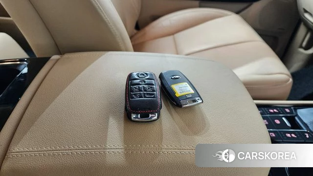 Kia The New Carnival id 4573939 из Кореи 7