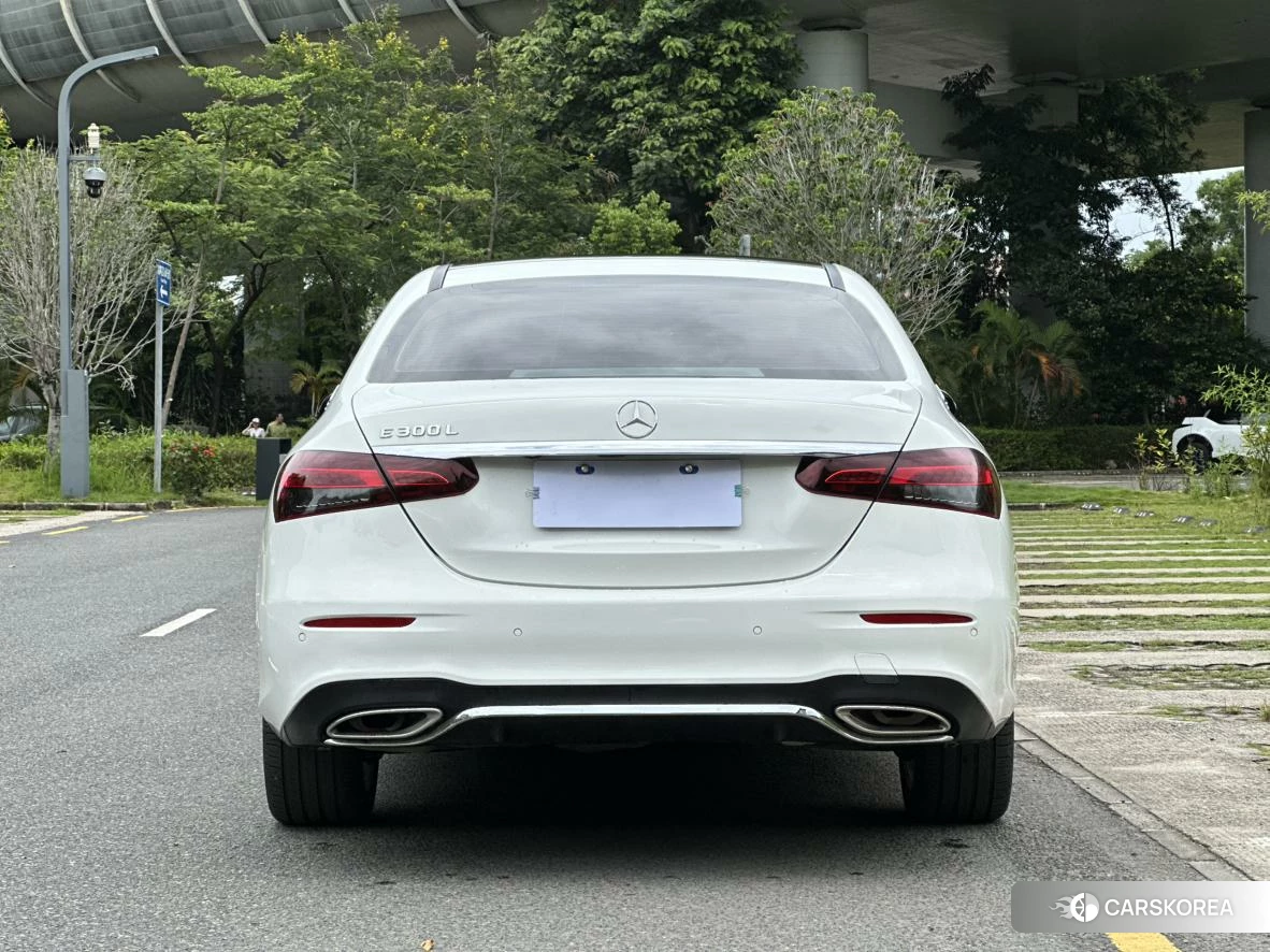 Mercedes-Benz E-class id 4455822 из Китая 7