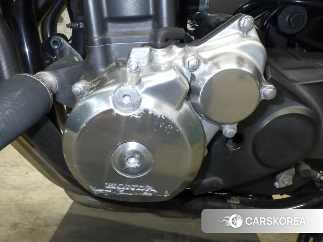 Honda CB1300SF id 3949747 из Японии 7