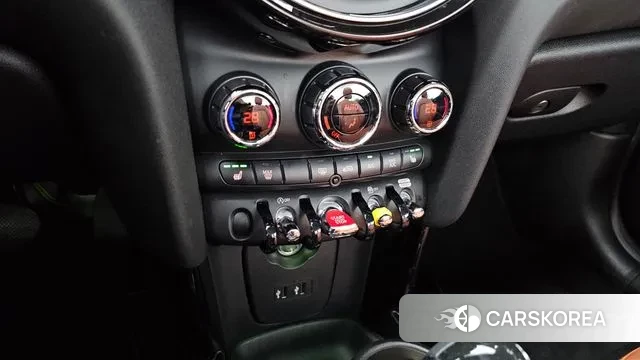 Mini Cooper S Convertible id 3651124 из Кореи 7