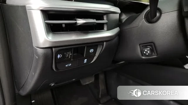 Hyundai Grandeur (GN7) id 3278993 из Кореи 7