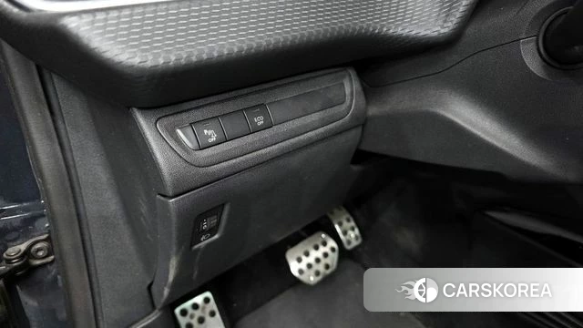 Peugeot 2008 id 3814214 из Кореи 7