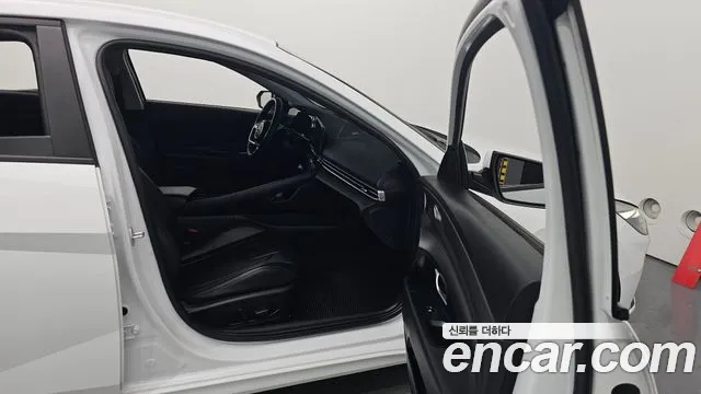 Hyundai Avante Hybrid (CN7) id 2743888 из Кореи 7